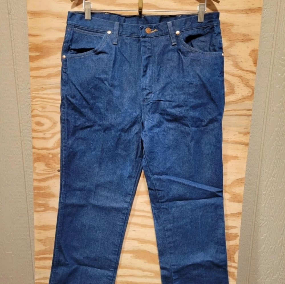 Wrangler Men's Cow Boy Jeans  Size 35x30